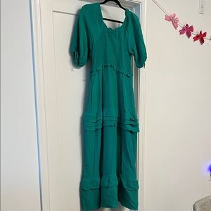 Ivy City Co Kelly Dress Tiered Maxi Dress - Elegant Puff Sleeve Design